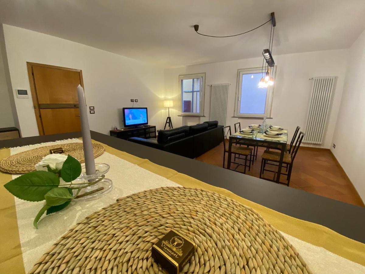 Honey Apartment Τσεζένα Εξωτερικό φωτογραφία