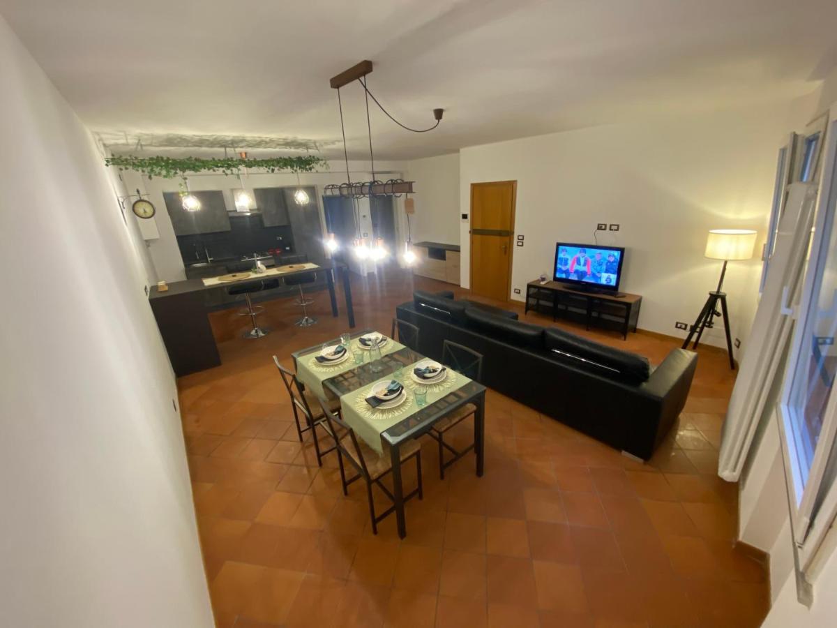 Honey Apartment Τσεζένα Εξωτερικό φωτογραφία